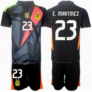 Argentina Emiliano Martinez #23 Målvakt Hemmakläder Barn Copa America 2024 Kortärmad (+ Korta byxor)